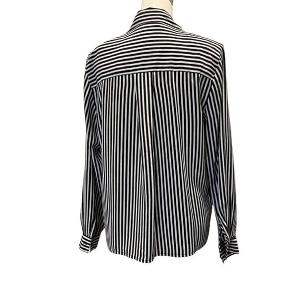 Notations Women's Tailored Striped Button Up Top Size 10 - Picture 4 of 8